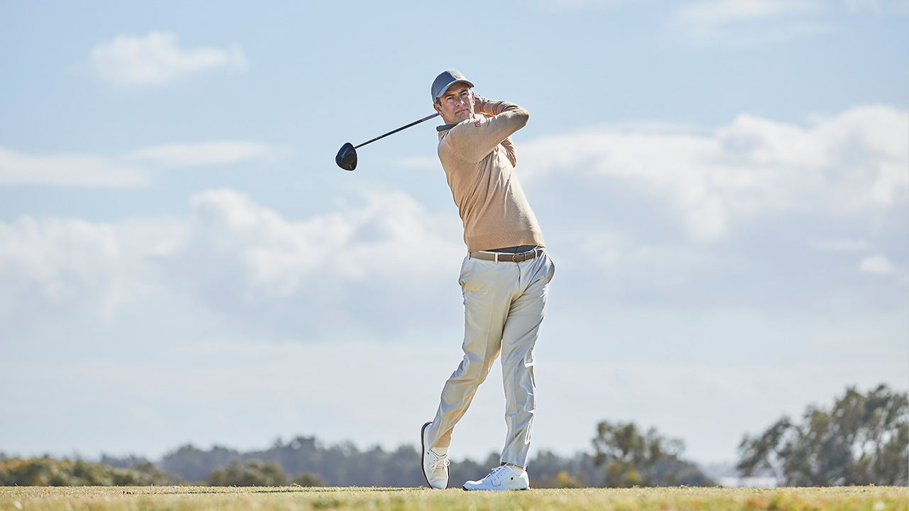 アダム・スコット x 感動パンツ