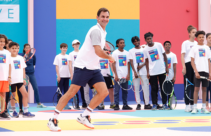 Roger in La Courneuve/Paris: the sky is blue, the future is bright. 