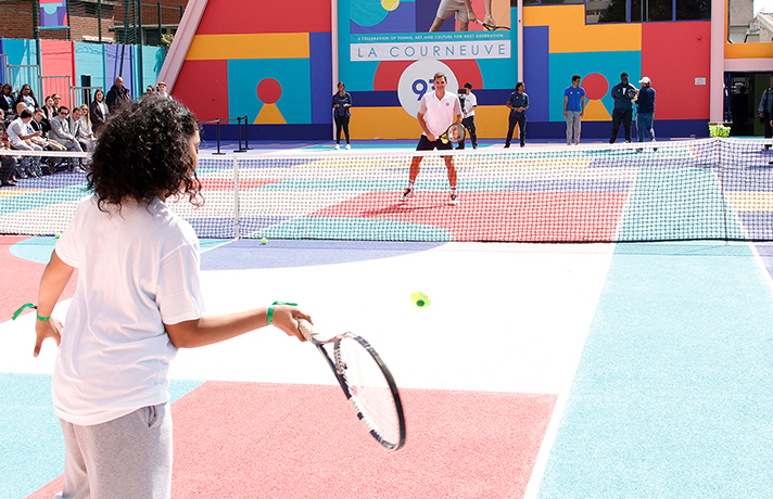 Roger in La Courneuve/Paris: the sky is blue, the future is bright. 