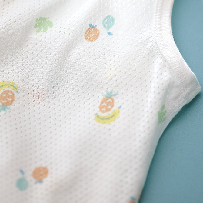 A breathable fabric for the little ones.