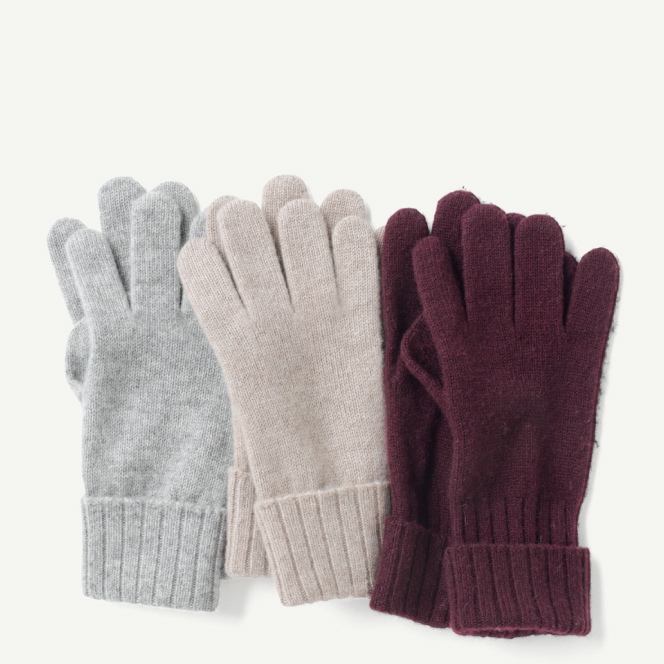 10 Cashmere Gloves