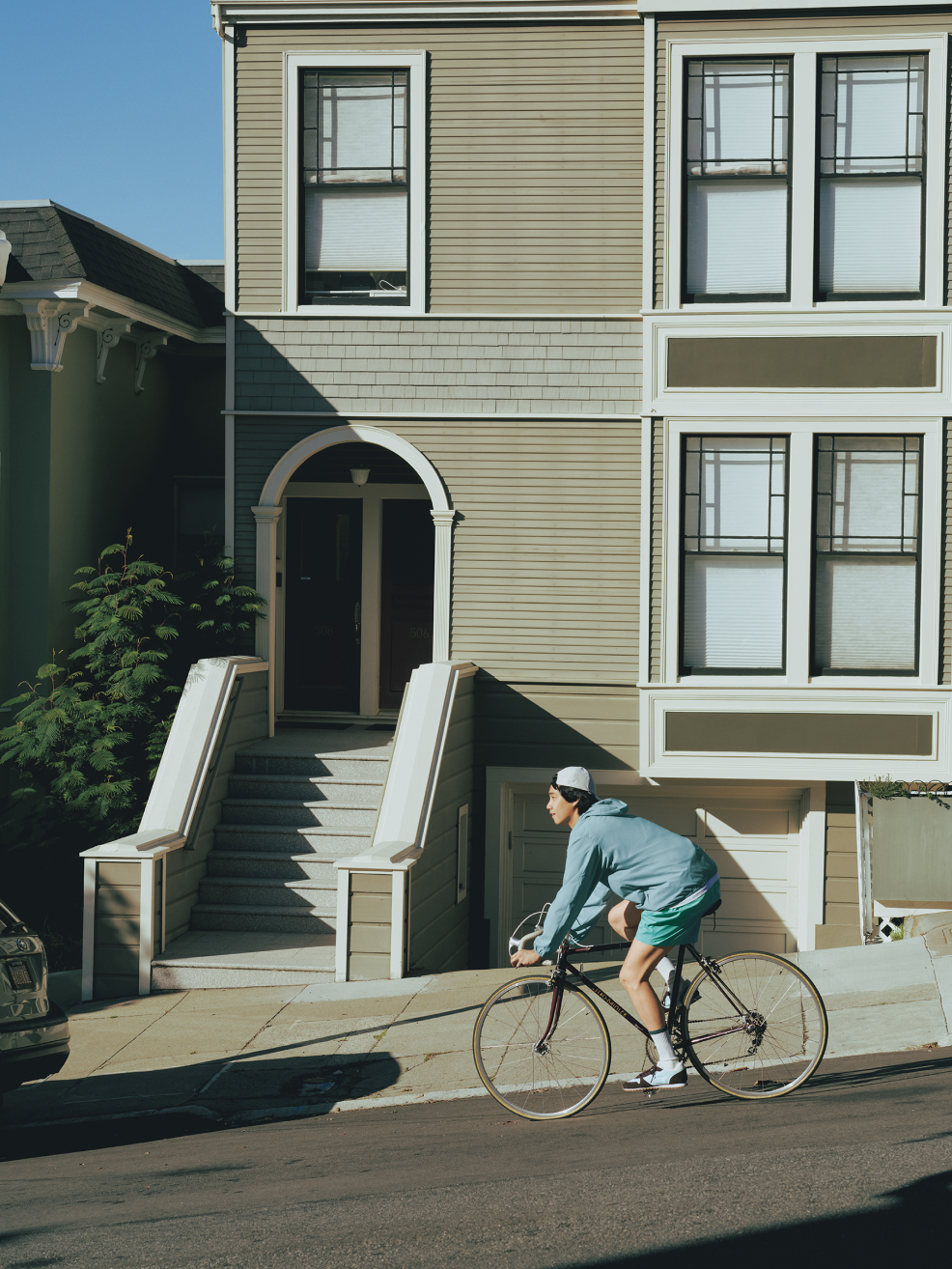 UNIQLO | LifeWear magazine | San Francisco, Sporty Pastel 